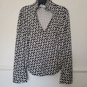 Diane Von Furstenberg Silk Top Chevron Collared Long Sleeves V Neck Blouse Sz 4